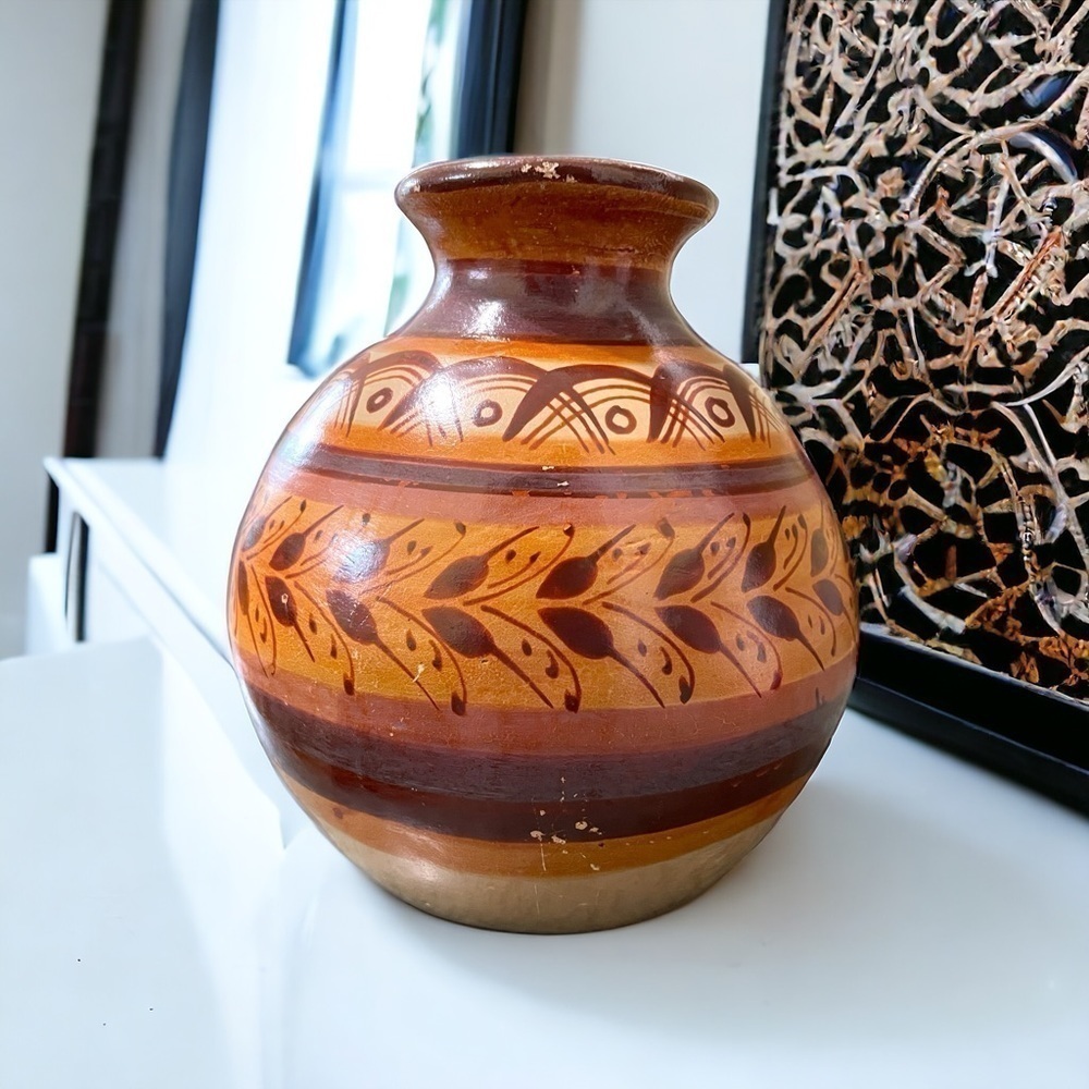 Vintage Mexican pottery container, signed by artist, unique vintage decore